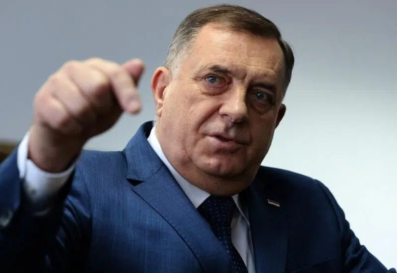 Dodik iz Moskve poručio kako će unatoč tjeralici u subotu biti u Banjoj Luci
