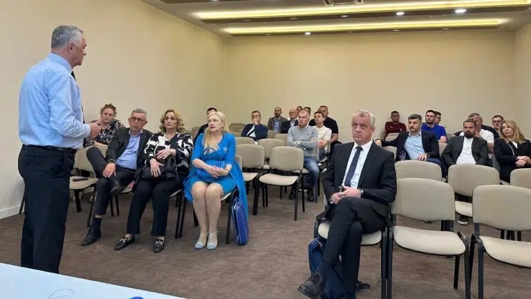 Predavanje direktora Željka Obradovića u organizaciji Udruge gospodarstvenika Brotnjo: Fokus na digitalizaciju, transparentnost i pravnu sigurnost