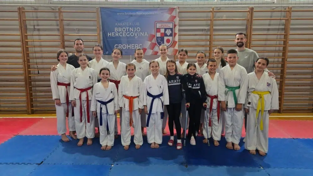 Članovi Karate kluba Brotnjo-Hercegovina dočekali srebrnog Ivana Martinca