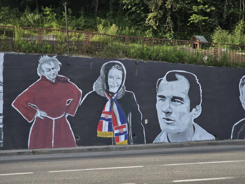 Heroji Lašvanske doline dobili veliki “mural” u Novom Travniku, među njima Slobodan Lang, Fra Franjo Grebenar, Sarafina Lauš…
