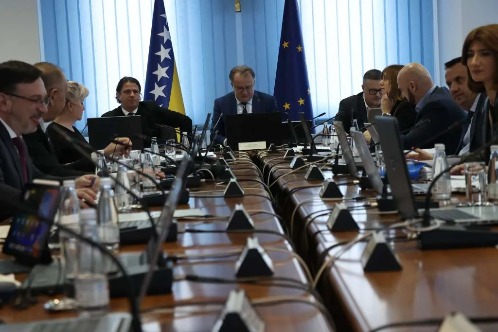 FBiH: Pauza na poslu će se ubuduće uračunavati u radne sate