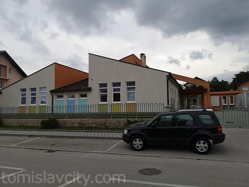 JU „Dječji vrtić“ Tomislavgrad raspisuje Javni natječaj za prijam u radni odnos
