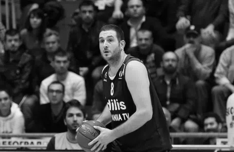 Labović se samo 4 dana prije smrti oglasio potresnom porukom