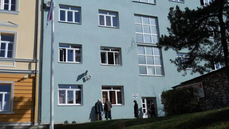 Otvorena istraga protiv bivše ministrice Dijane Puzigaća, Miloša Bauka i Mate Šiške
