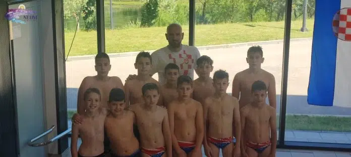HVK Jadran s dvije generacije vaterpolista na međunarodnom turniru u