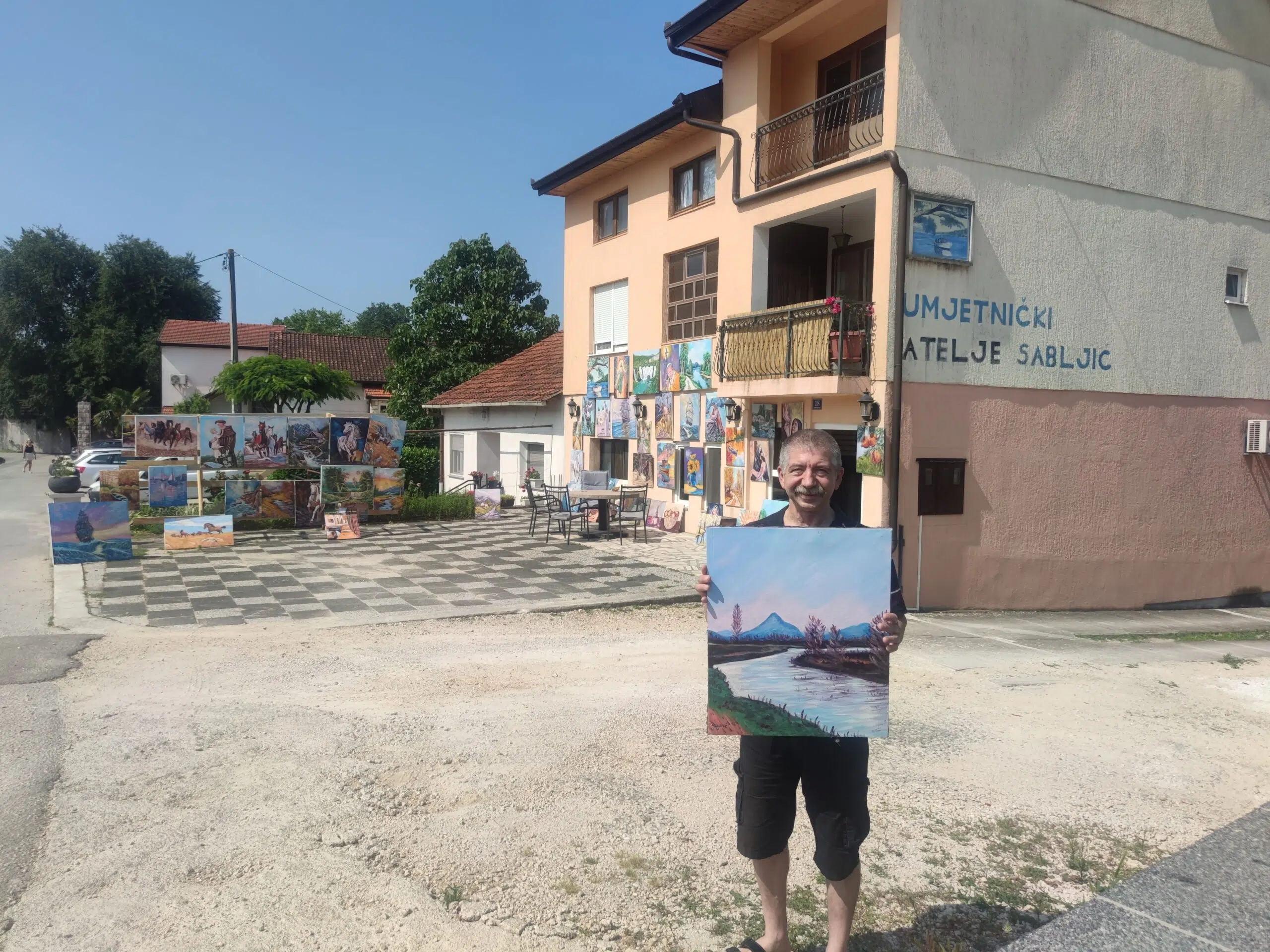 Ljubuški: Umjetnost pod vedrim nebom, dostupna svakom prolazniku