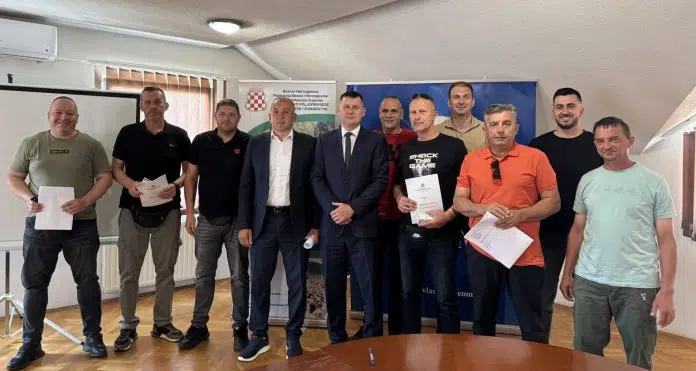 Potpisani ugovori o dodjeli lovišta u zakup lovačkim udrugama s
