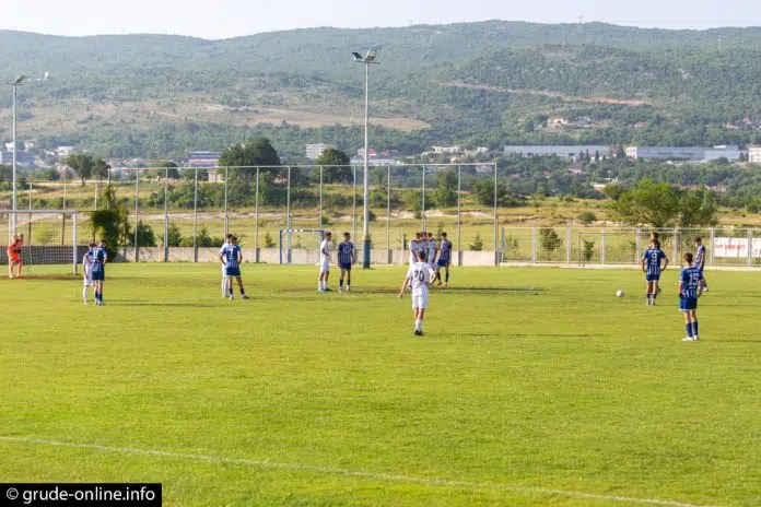 FOTO: Borbeni kadeti Gruda poraženi u prvoj utakmici doigravanja za
