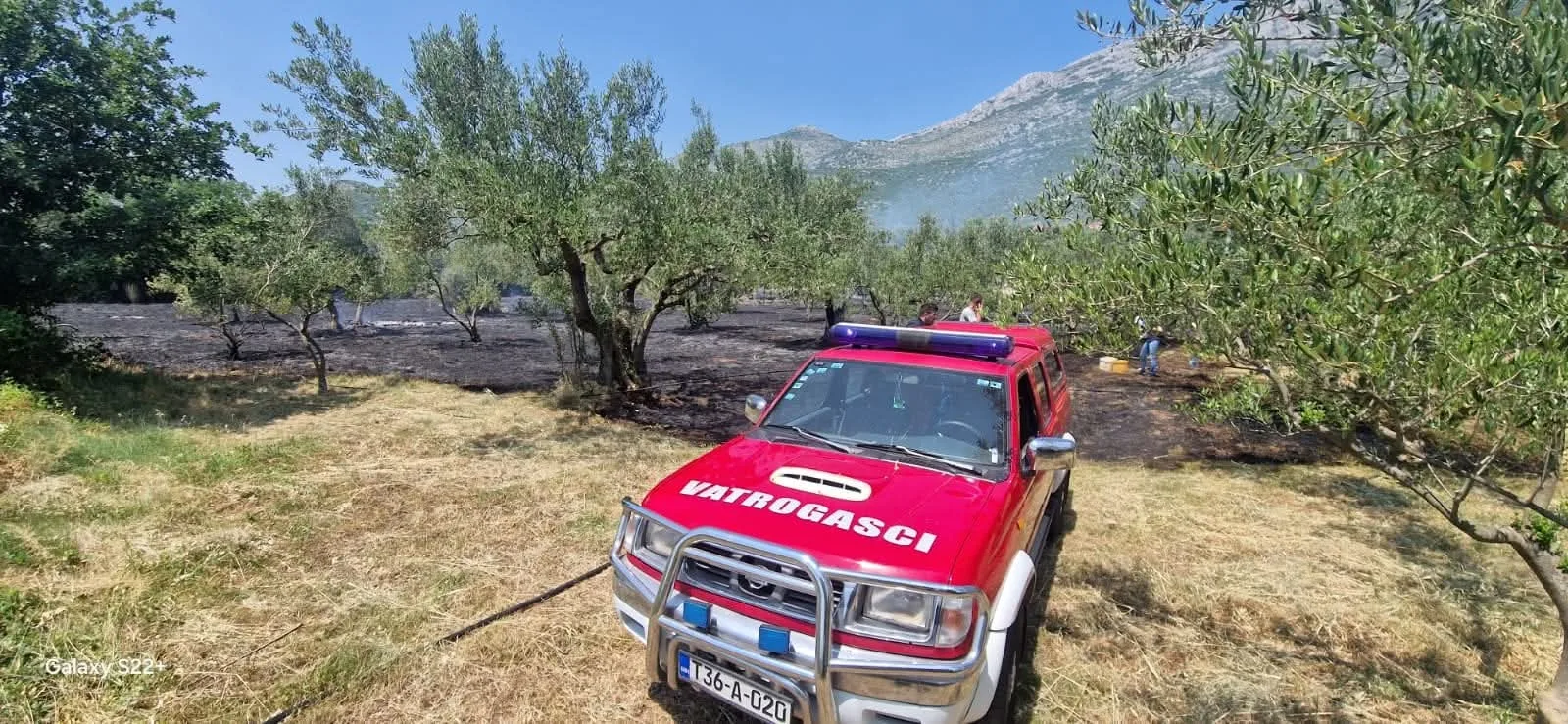 FOTO| Ugašen manji požar u Broćancu