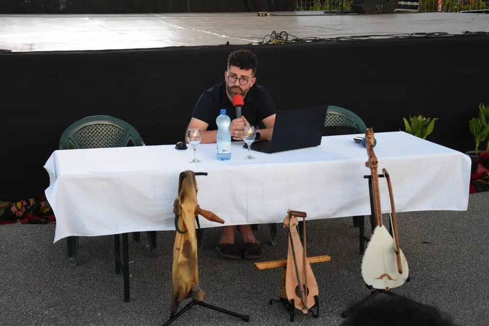 U Vionici održano edukativno predavanje o tradicijskim glazbalima