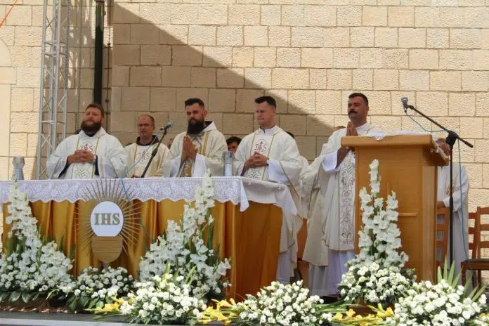 Fra Josip Stanić proslavio mladu misu (foto/video)