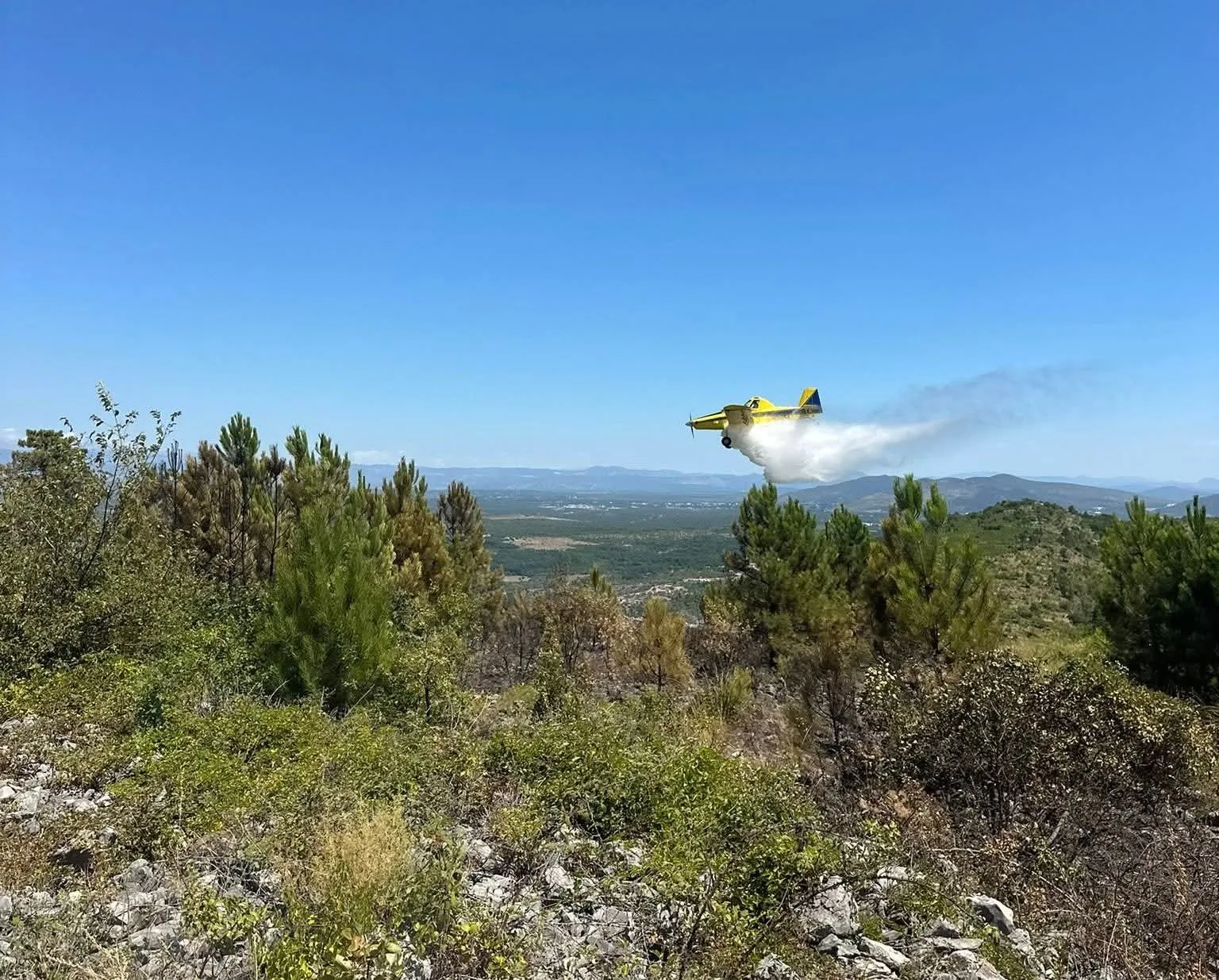 Požar na Mrljanovcu gasi i Air Tractor