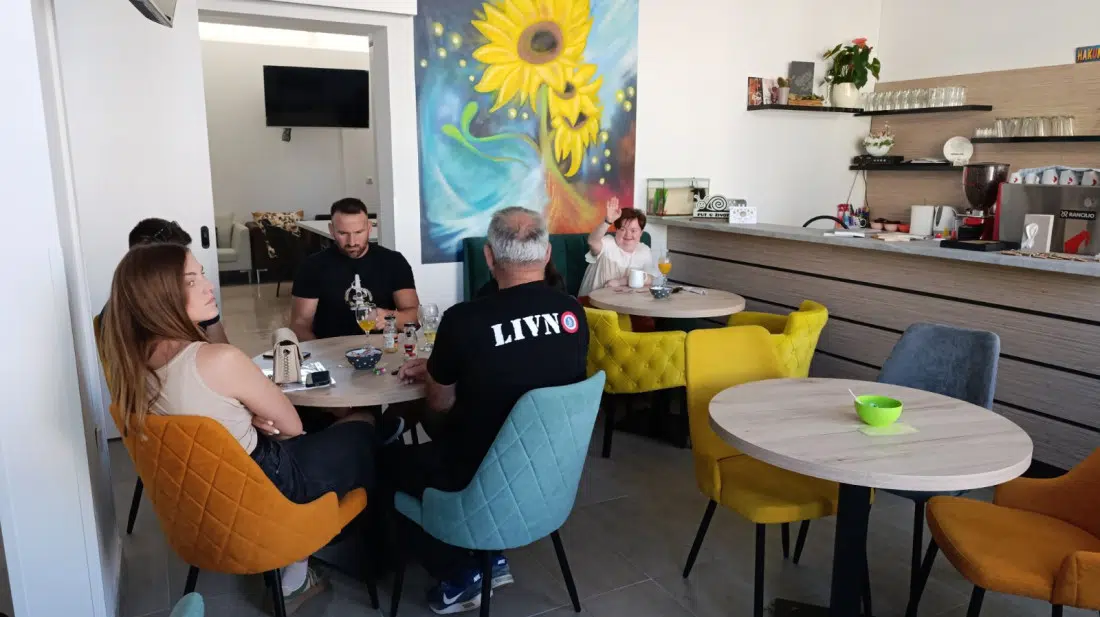 Mladi s poteškoćama u razvoju u novom PUŽ-ovom centru rade i u kafiću