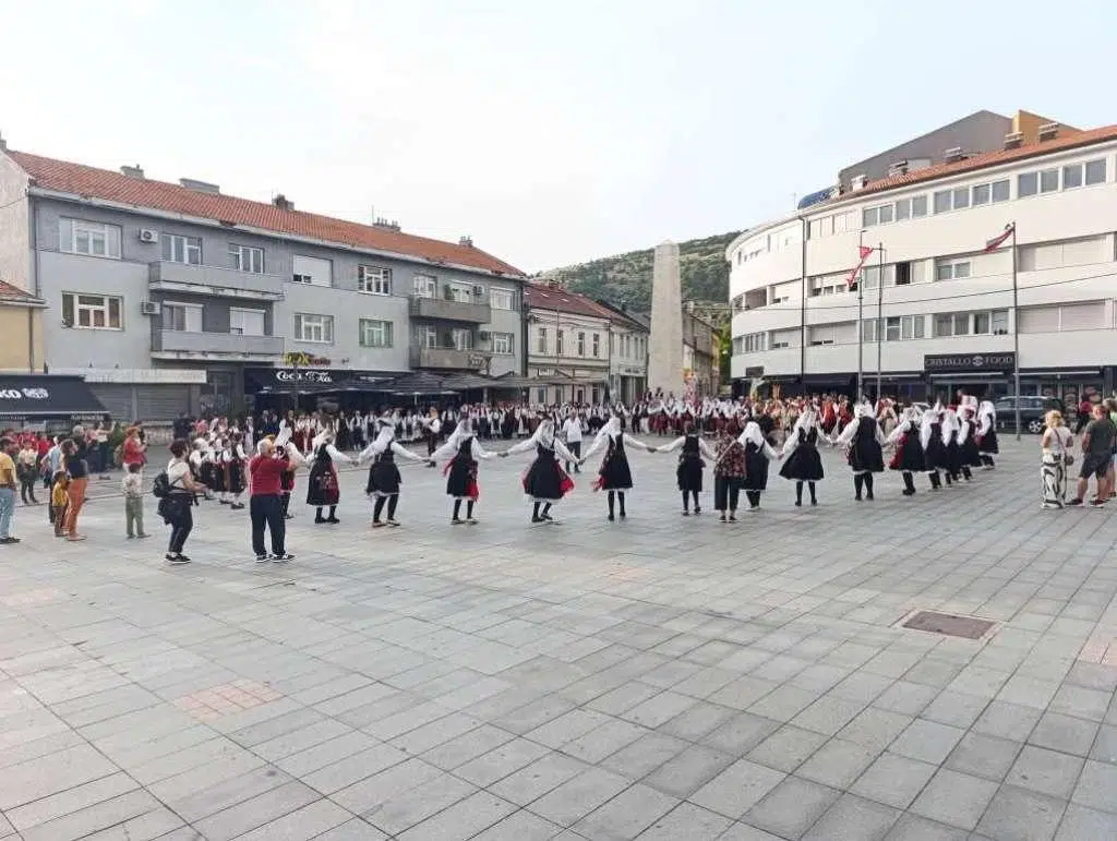 Održana 9. smotra folklora ‘Kad zapivam niz livanjsku stranu’