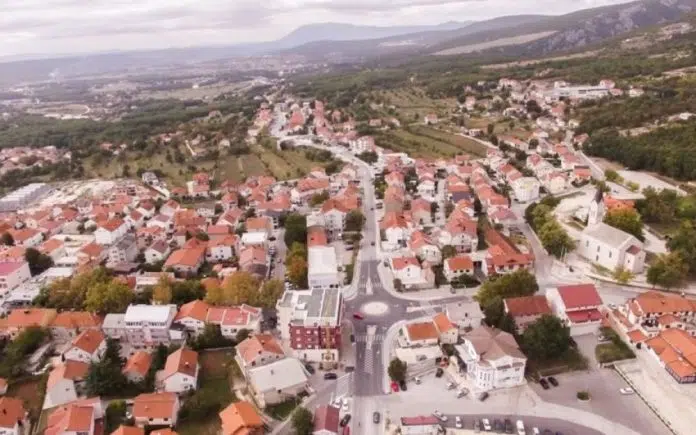Pronađena kartica u piceriji Aromatto u Posušju