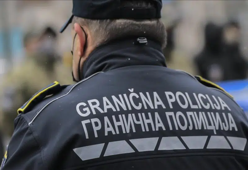 Spriječeno krijumčarenje 11 migranata u Grudama, među njima i maloljetne osobe