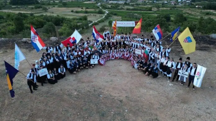 Zahvaljujući međunarodnim večerima folklora Vionica je ponovno bila kulturno središte