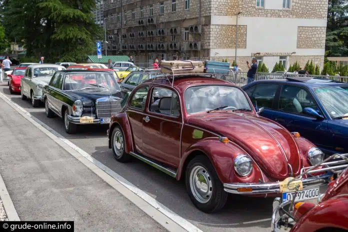Strast prema starim limenim ljubimcima: Priča o Oldtimer klubu Ero