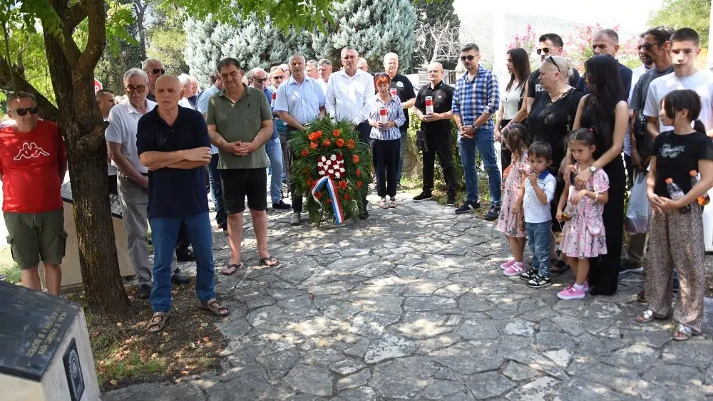 U Buni odana počast poginulim pripadnicima brigade Knez Branimir – Čitluk