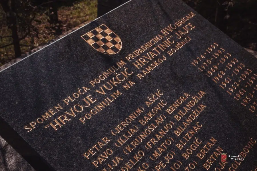 Hudutsko obilježilo 32. godišnjicu stradanja vojnika brigade “Hrvoje Vukčić Hrvatinić” iz Jajca