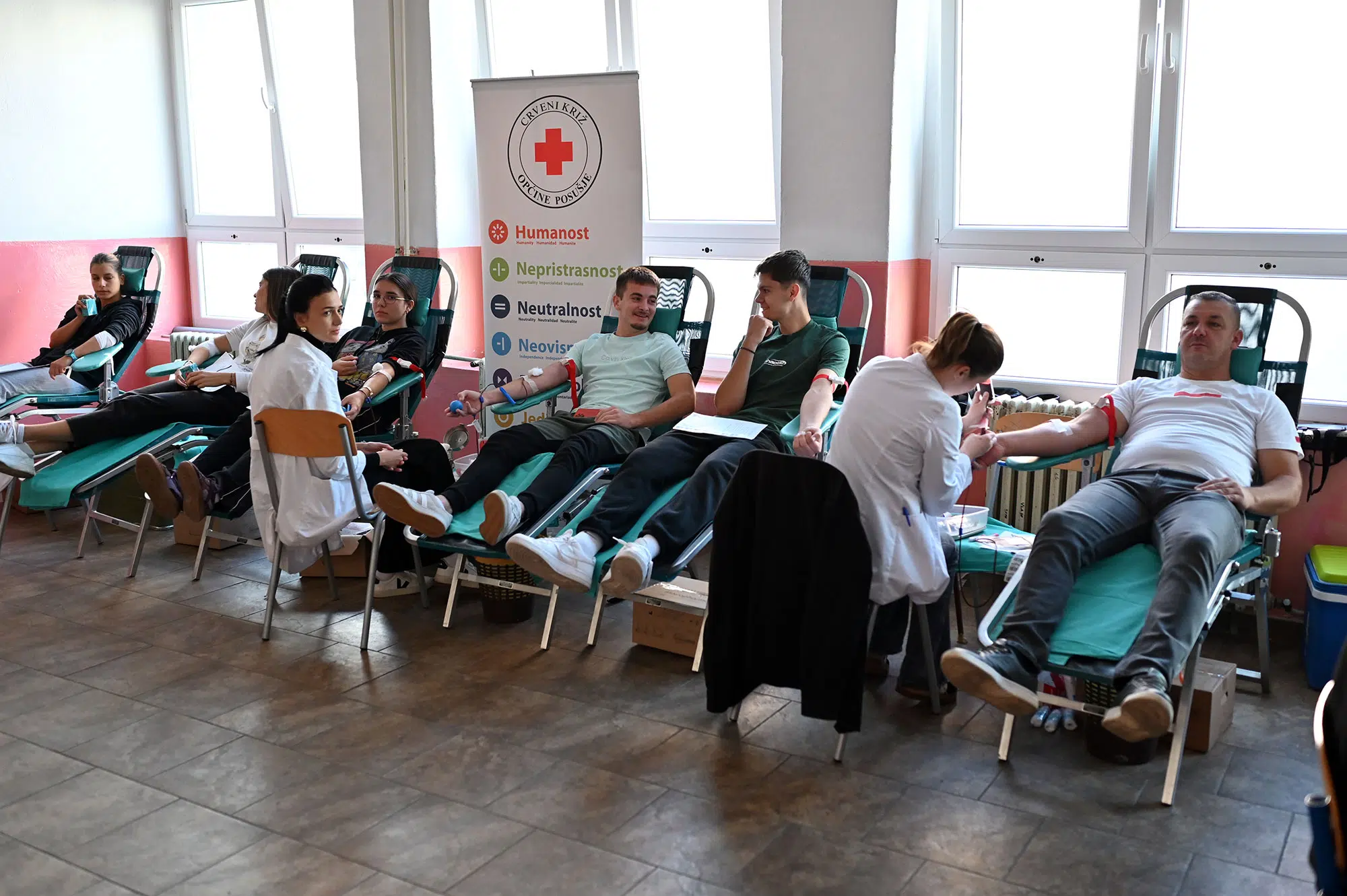 Posuški srednjoškolci pokazali humanost u akciji darivanja krvi