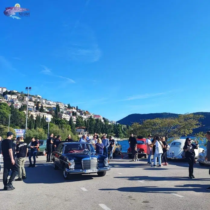 FOTO: Oldtimerima kroz ljepote Hercegovine, od Mostara do Neuma