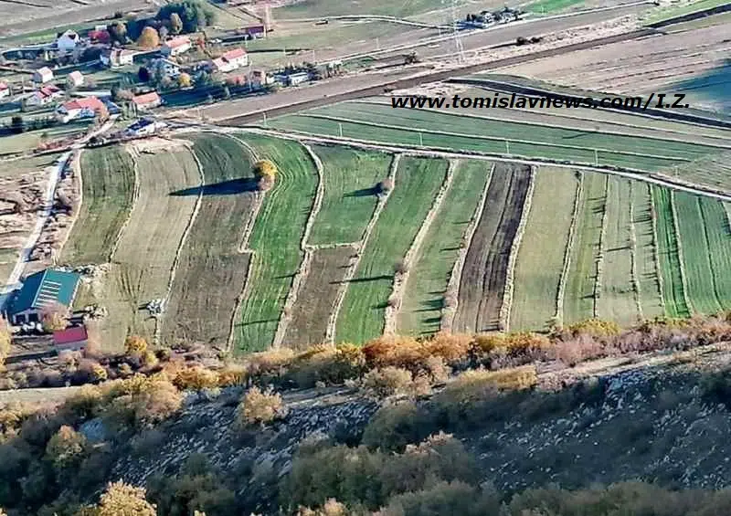 DOBRO vam umjereno vedro i toplo jutro iz Tomislavgrada!