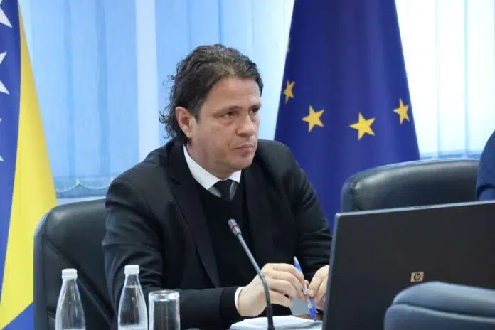 FBiH u devet mjeseci otplatila čak 932,6 milijuna KM duga