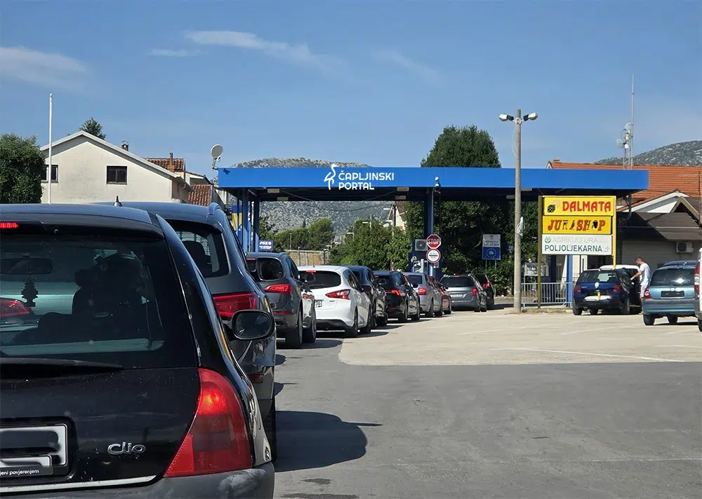 Od 12.10. novi način ulaska u EU: Svaki put će se skenirati lice i otisci prstiju te putovnica!