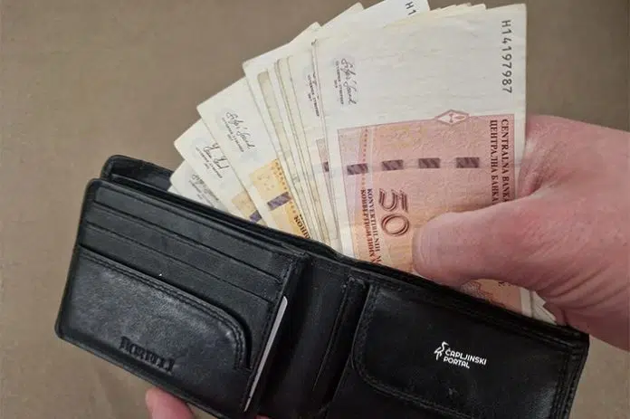 Za koga će minimalna mirovina u FBiH biti 700 KM?
