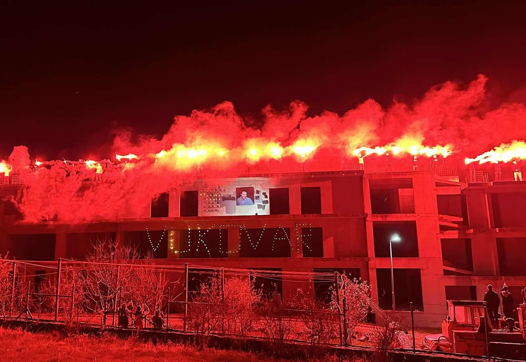 Večeras je Buško jezero obasjalo svjetlo heroja – Jeana Michela Nicoliera