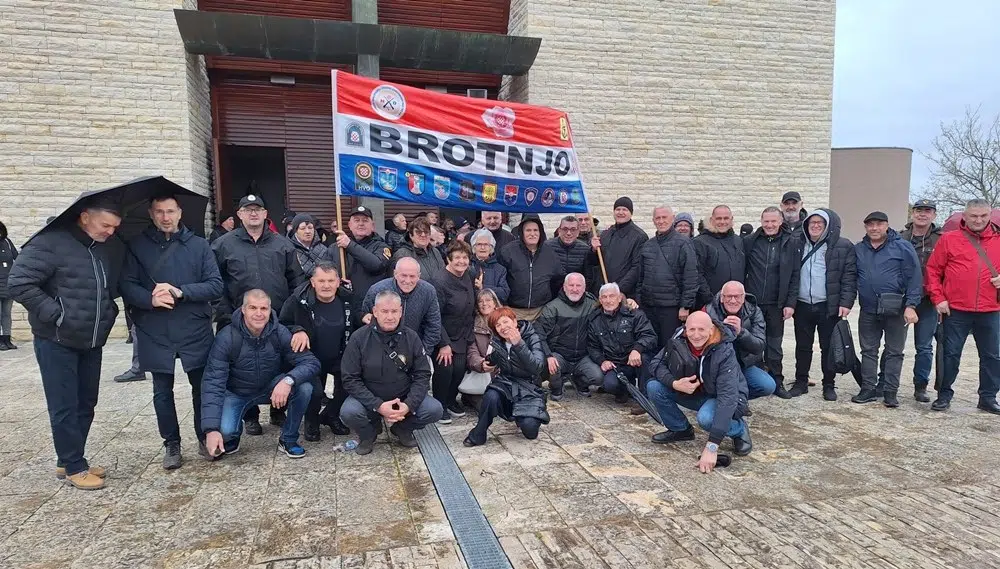Brotnjaci sudjelovali u obilježavanju 34. obljetnice stradanja Škabrnje