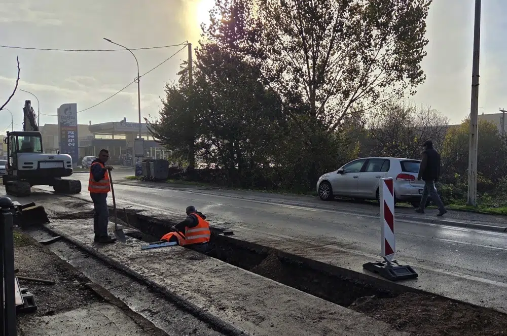 FOTO | Radove na cesti M6 prati veliki broj problema – rok završetka pomjeren na 25.12.