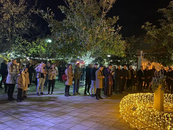 Svečano otvoren Advent u Ljubuškom – Upaljena prva adventska svijeća