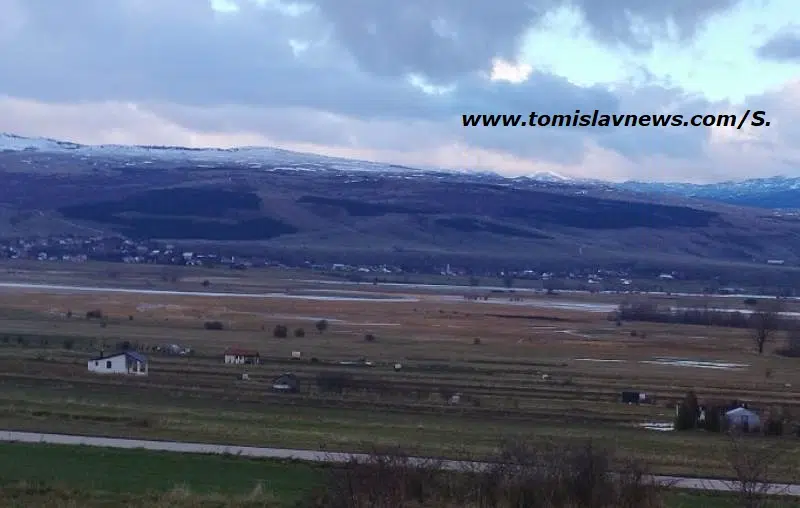 DOBRO vam oblačno, vjetrovito i hladno jutro iz Tomislavgrada!