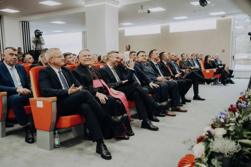 Predsjednik Vlade HBŽ Ivan Vukadin nazočio svečanom obilježavanju Dana Vukovarsko-srijemske županije