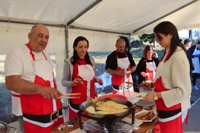 FOTO | U Zvirovićima održano Adventsko druženje humanitarnog karaktera