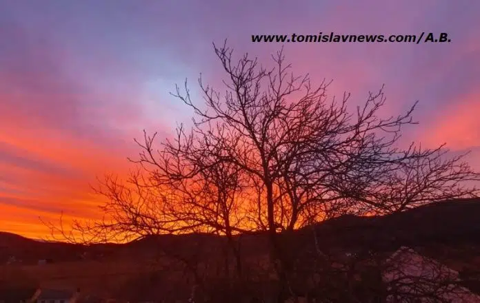 DOBRO vam umjereno oblačno jutro iz Tomislavgrada!