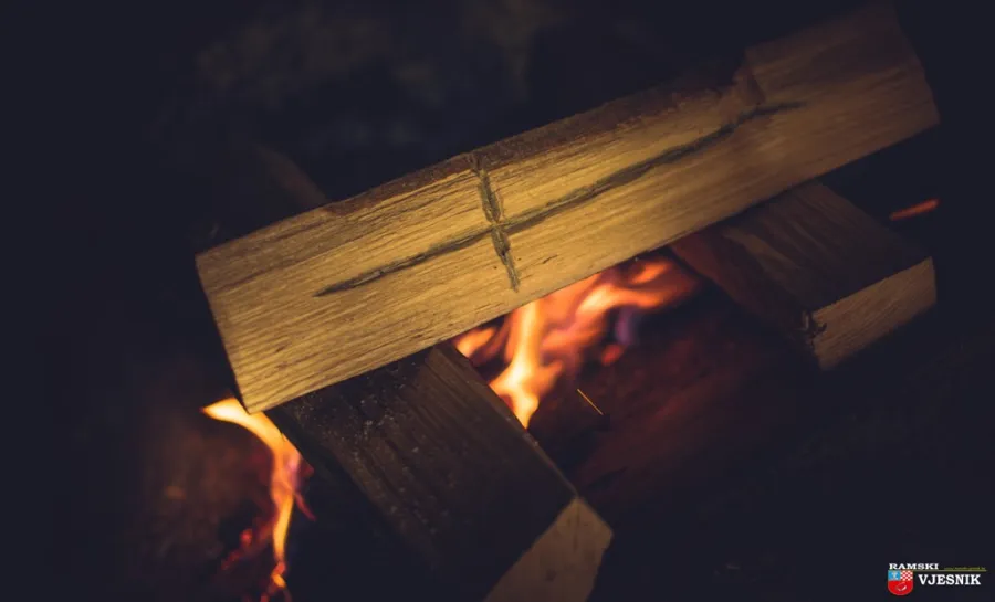 BOŽIĆNI OBIČAJI U RAMI: ‘Faljen Isus! Dobro nam došla Badnja večer’