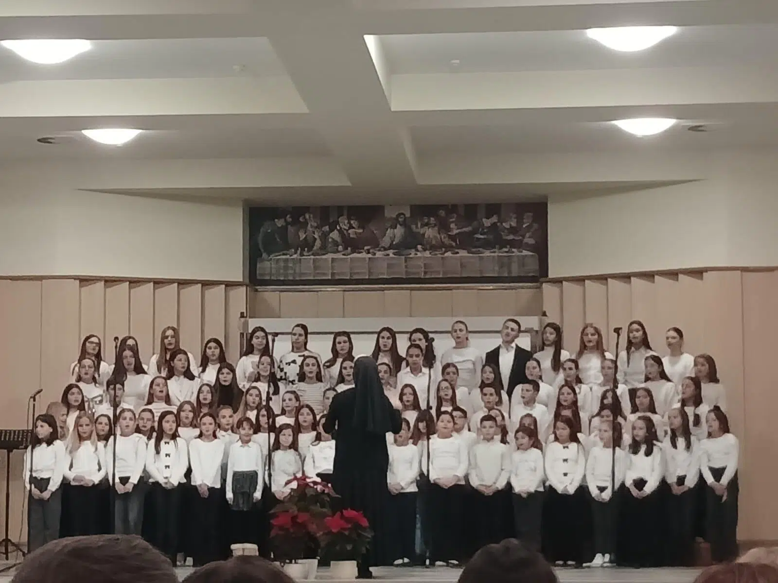 FOTO/VIDEO Održan tradicionalni Božićni koncert u Posušju
