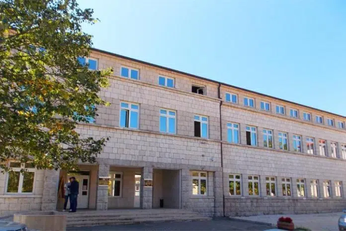 JP „Vodovod“ Posušje dobilo univerzalno vozilo za reciklažu