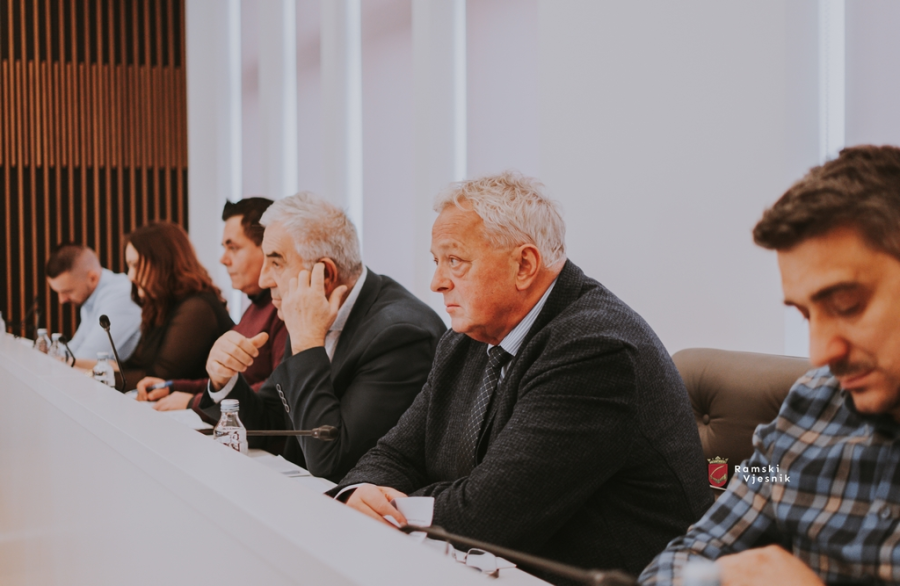Što je sve poduzimano u zadnje vrijeme oko Doma za stare i nemoćne osobe odgovorio je na pitanja dr. Jozo Ivančević
