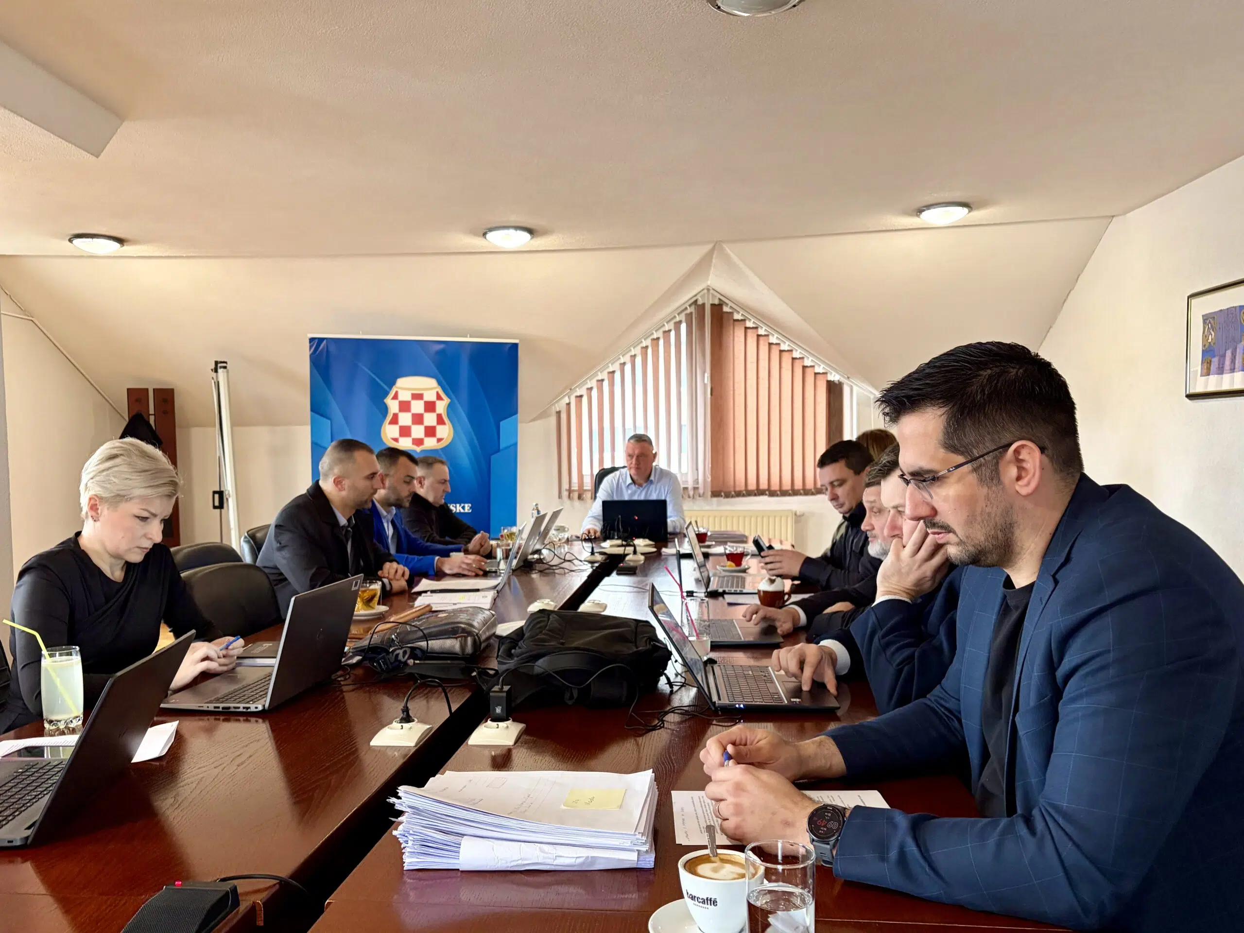 Vlada HBŽ-a dala suglasnost za javnu nabavu opreme i vozila MUP-a HBŽ