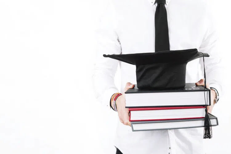 Općina Neum: Poziv studentima na potpis Ugovora o dodjeli stipendija