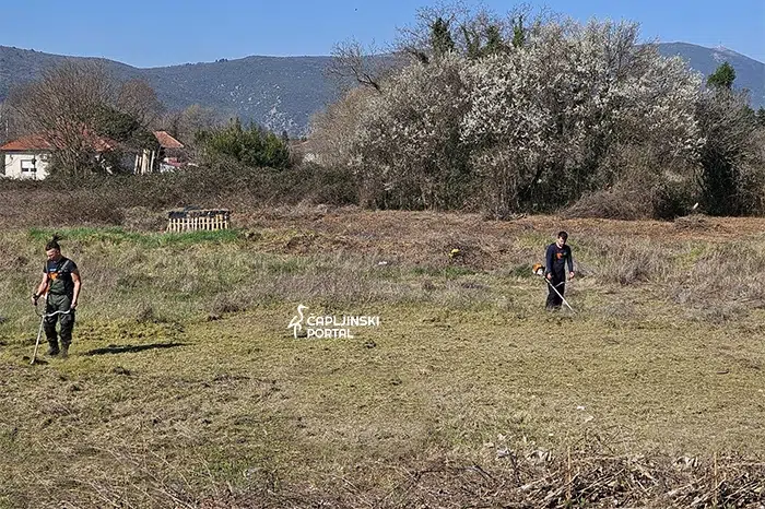 FOTO | Dobra vijest za mališane: U Pelinama započele pripreme za izgradnju igrališta