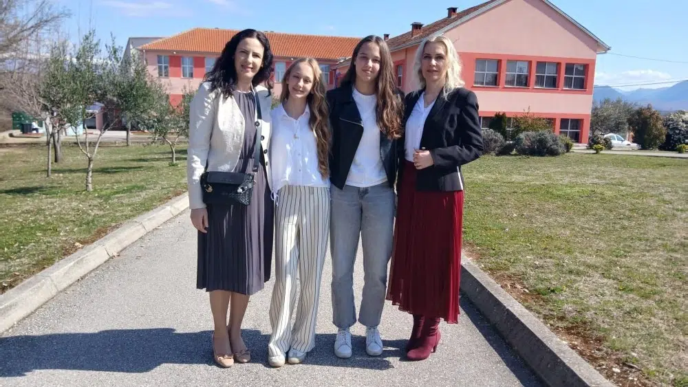 Učenice OŠ fra Didaka Buntića postigle zapažene uspjehe na županijskim natjecanjima