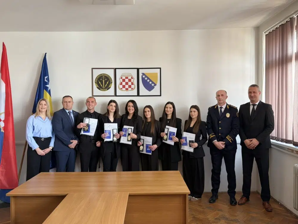 Svečana prisega mlađih inspektora u Ministarstvu unutarnjih poslova HBŽ-a