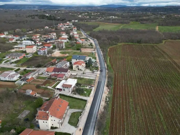 Najavljena obustava prometa na dionici R425 od Tromeđe do crkve