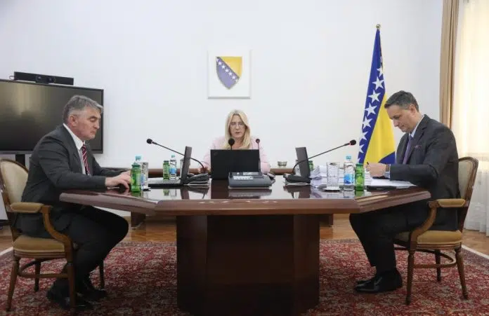 Predsjedništvo BiH odobrilo početak pregovora s Hrvatskom o Južnoj interkonekciji