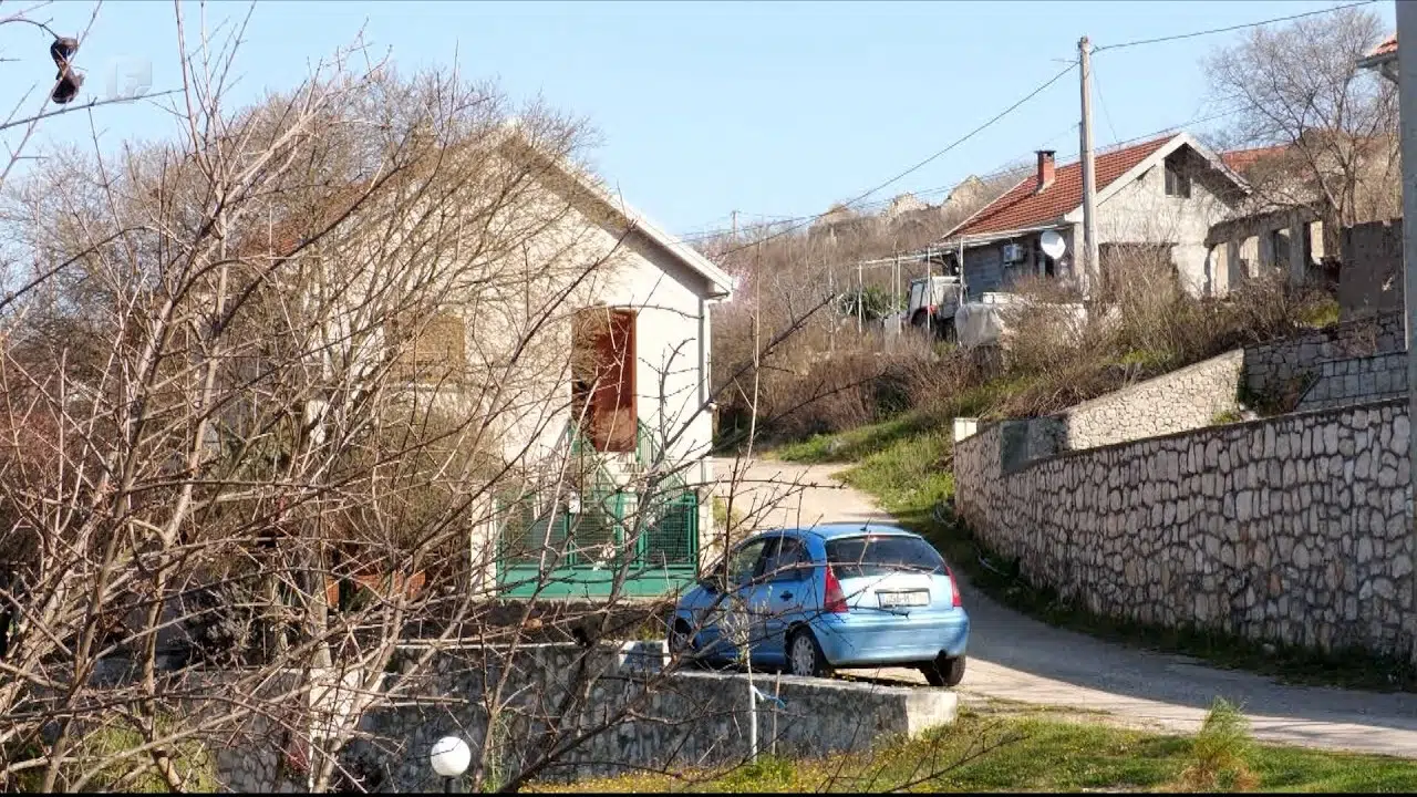 VIDEO | Prebilovci dobivaju vodu nakon desetljeća čekanja